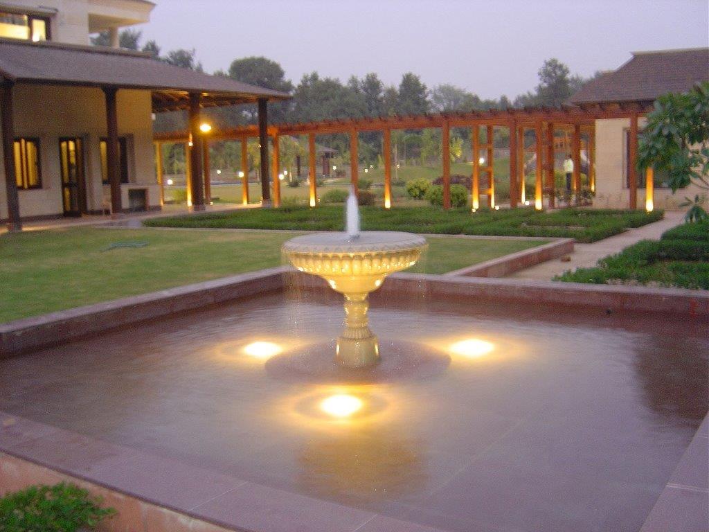 Private Farm, New Delhi (0116)